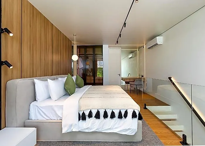 Hotel By Alex Complex N5